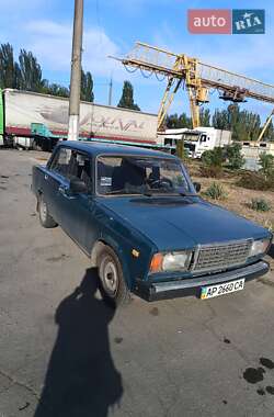 Седан ВАЗ / Lada 2107 2001 в Николаеве