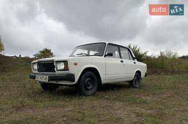 Седан ВАЗ / Lada 2107 2004 в Днепре