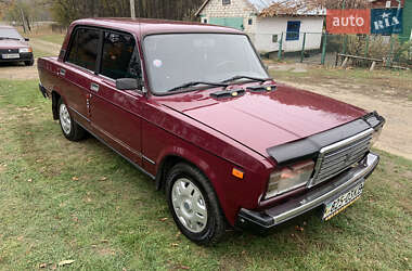 Седан ВАЗ / Lada 2107 2000 в Монастирищеві