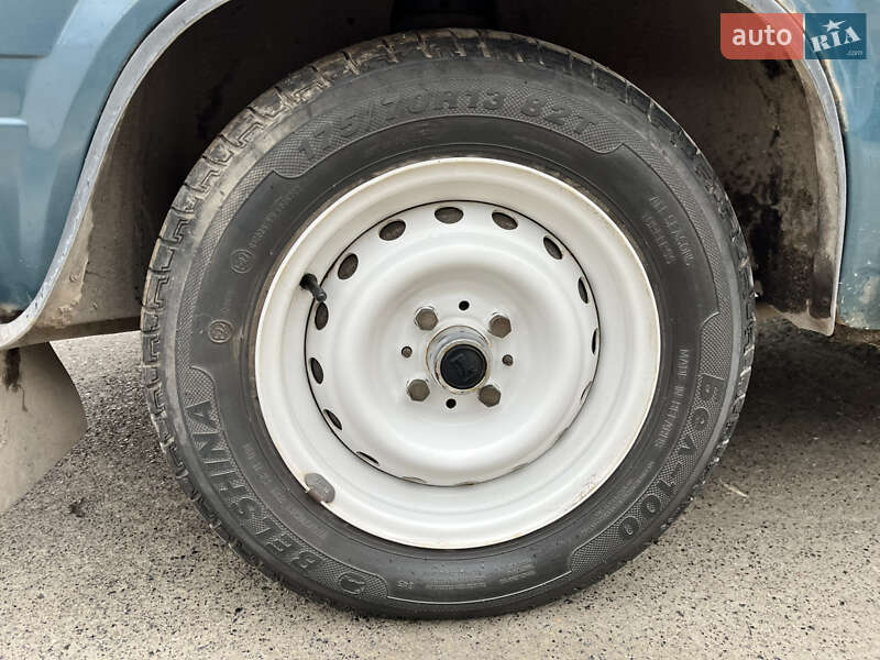 Седан ВАЗ / Lada 2107 1998 в Апостолово фото 16 Седан ВАЗ / Lada 2107 1998 в Апостолово