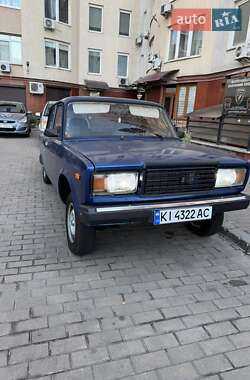 Седан ВАЗ / Lada 2107 2008 в Киеве