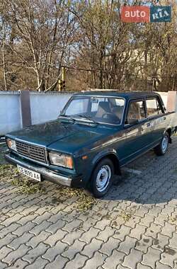 Седан ВАЗ / Lada 2107 2005 в Чернівцях