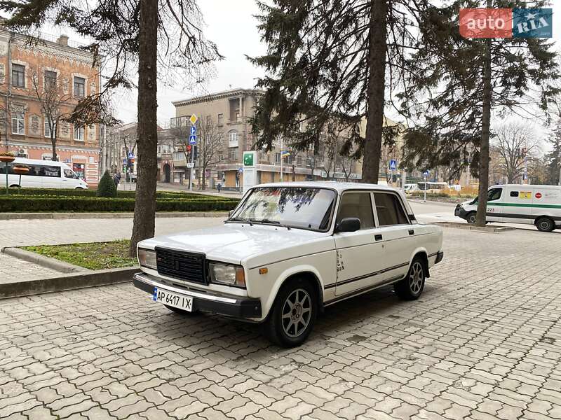 Седан ВАЗ / Lada 2107 2005 в Запорожье