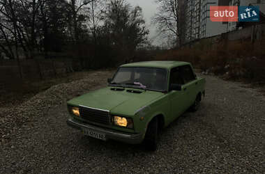 Седан ВАЗ / Lada 2107 1983 в Ивано-Франковске