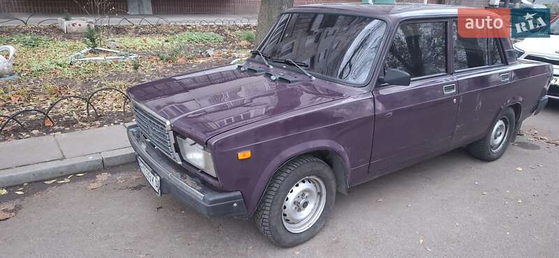 Седан ВАЗ / Lada 2107 2004 в Запорожье