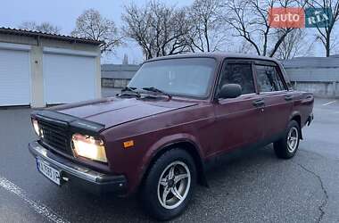 Седан ВАЗ / Lada 2107 1996 в Києві