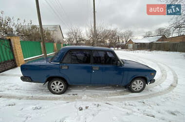 Седан ВАЗ / Lada 2107 2004 в Полтаві