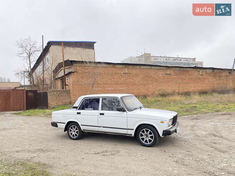 Седан ВАЗ / Lada 2107 2005 в Запоріжжі