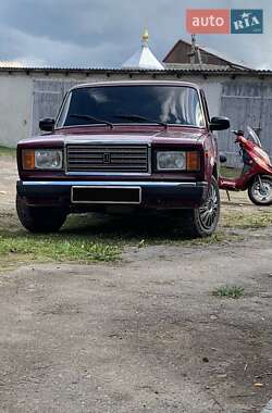 Седан ВАЗ / Lada 2107 2004 в Богородчанах