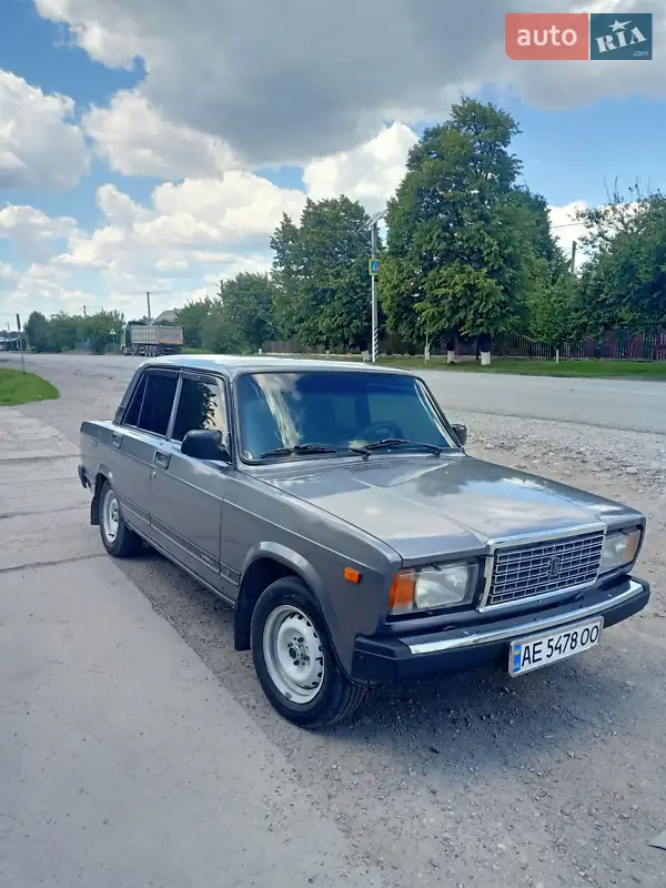 ВАЗ / Lada 2107