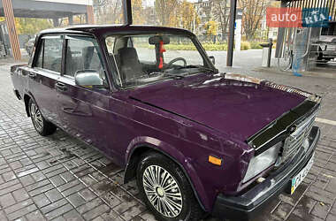 Седан ВАЗ / Lada 2107 2005 в Ровно