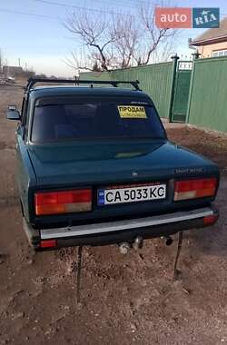 Седан ВАЗ / Lada 2107 2004 в Черкасах