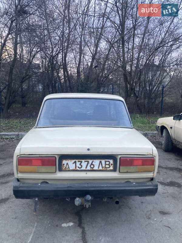 Седан ВАЗ / Lada 2107 1985 в Жидачове