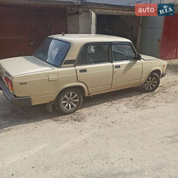 Седан ВАЗ / Lada 2107 1991 в Обухове фото 2 Седан ВАЗ / Lada 2107 1991 в Обухове