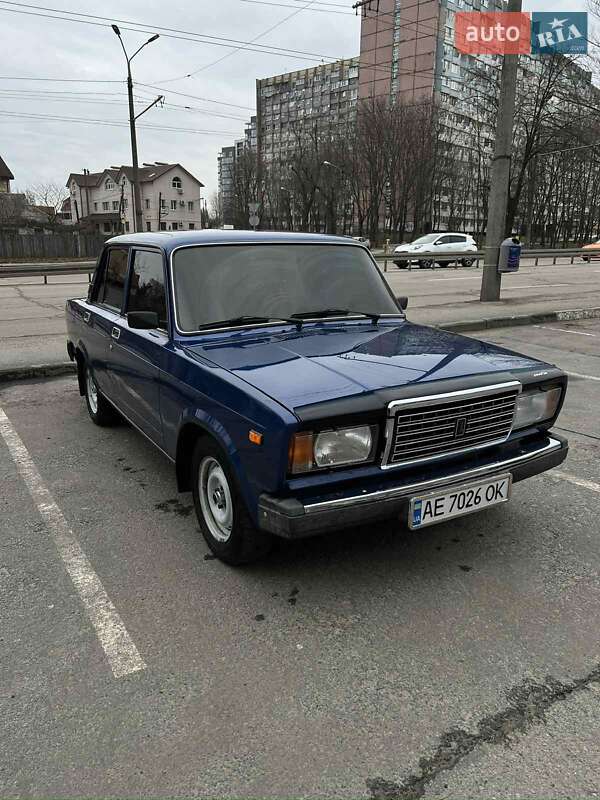 Седан ВАЗ / Lada 2107 2007 в Дніпрі