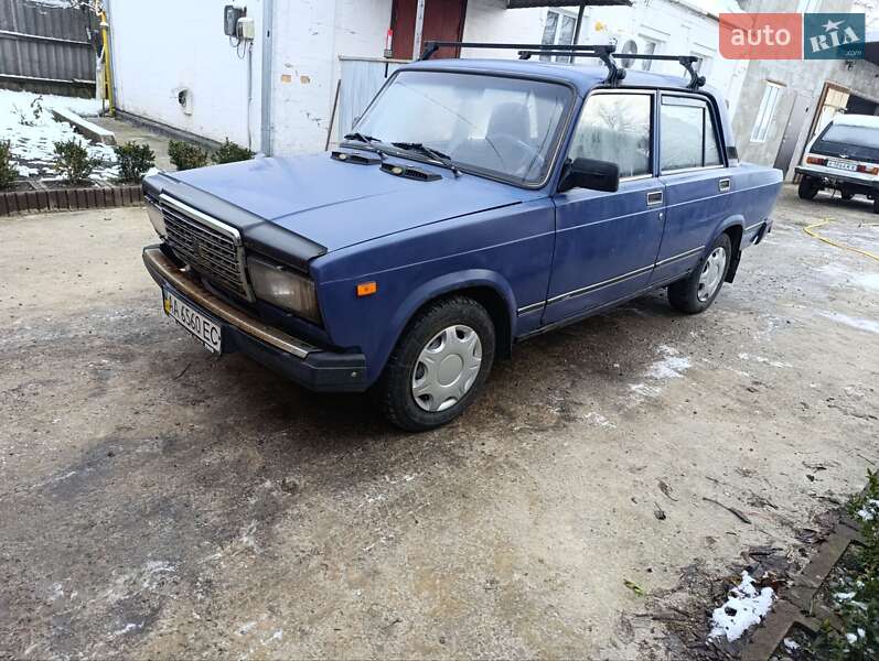 Седан ВАЗ / Lada 2107 2006 в Миронівці