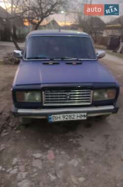 Седан ВАЗ / Lada 2107 1984 в Измаиле