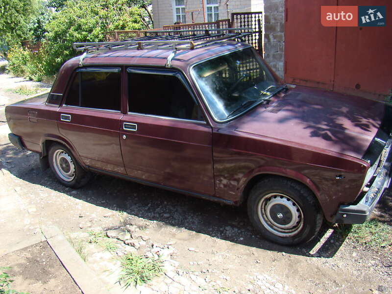 Седан ВАЗ / Lada 2107 2005 в Запоріжжі