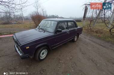 Седан ВАЗ / Lada 2107 2003 в Бедевлі