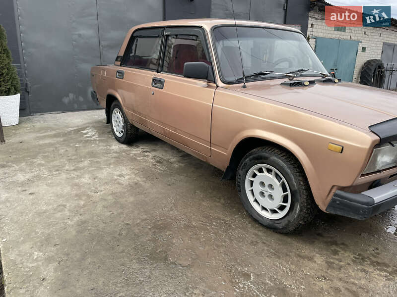 Седан ВАЗ / Lada 2107 1985 в Ковелі