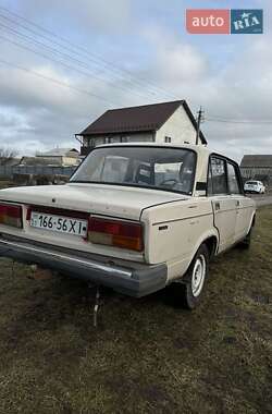 Седан ВАЗ / Lada 2107 1995 в Староконстантинове