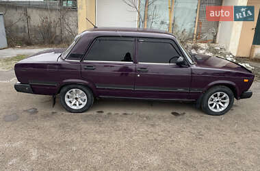 Седан ВАЗ / Lada 2107 2004 в Виннице