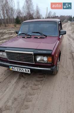 Седан ВАЗ / Lada 2107 2005 в Ратному