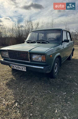 Седан ВАЗ / Lada 2107 2007 в Заречном