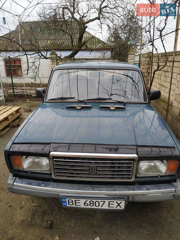 Седан ВАЗ / Lada 2107 2005 в Вознесенську