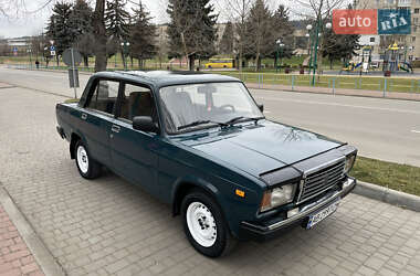 Седан ВАЗ / Lada 2107 2002 в Могилів-Подільському