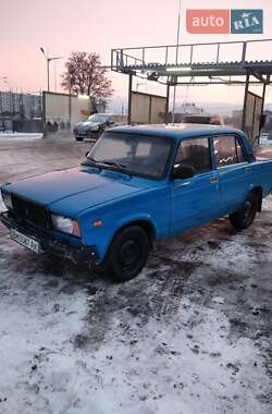 Седан ВАЗ / Lada 2107 1996 в Сумах