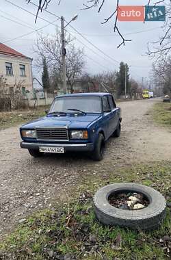 Седан ВАЗ / Lada 2107 2005 в Николаеве