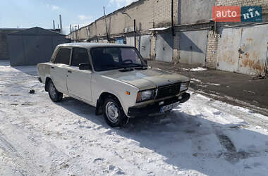 Седан ВАЗ / Lada 2107 1986 в Дніпрі