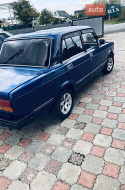 Седан ВАЗ / Lada 2107 2005 в Косове