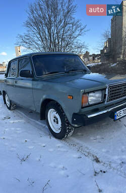 Седан ВАЗ / Lada 2107 2006 в Покровском