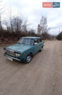 Седан ВАЗ / Lada 2107 2004 в Жмеринке