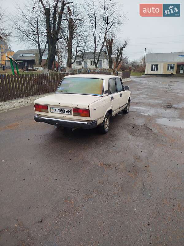 Седан ВАЗ / Lada 2107 1993 в Тульчине фото 4 Седан ВАЗ / Lada 2107 1993 в Тульчине