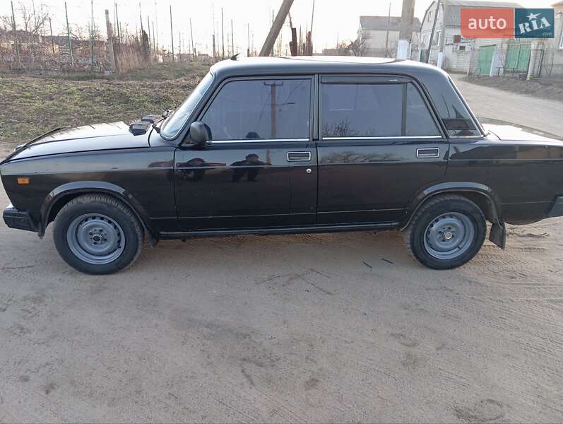 Седан ВАЗ / Lada 2107 2007 в Вознесенську
