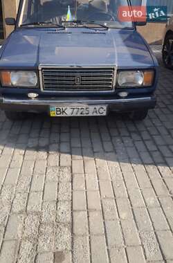 Седан ВАЗ / Lada 2107 2005 в Ровно