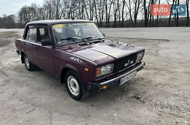 Седан ВАЗ / Lada 2107 2002 в Зборове