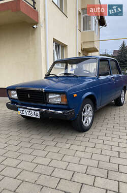 Седан ВАЗ / Lada 2107 2004 в Чернівцях