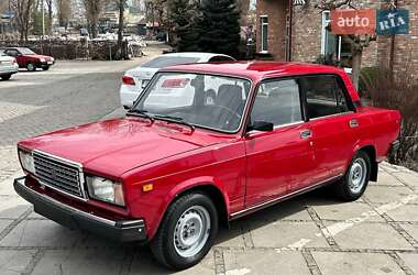 Седан ВАЗ / Lada 2107 2000 в Новомосковську