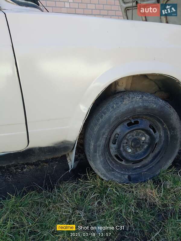 Седан ВАЗ / Lada 2107 1988 в Дунаевцах