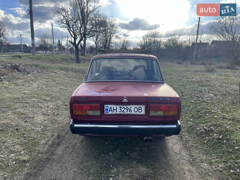 Седан ВАЗ / Lada 2107 1988 в Краматорске