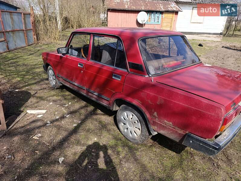 Седан ВАЗ 2107 1990 в 