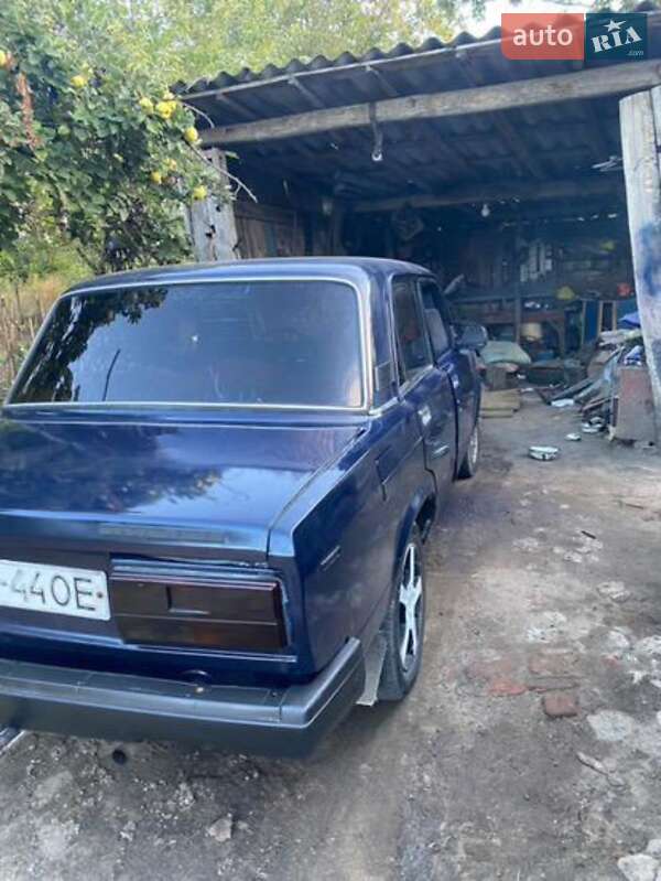 Седан ВАЗ / Lada 2107 1990 в Кодыме