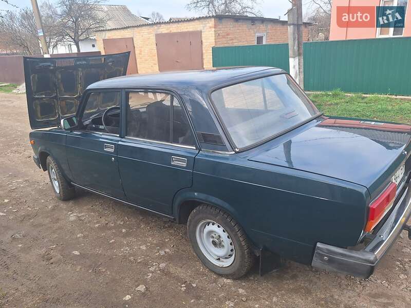 Седан ВАЗ / Lada 2107 2005 в Кропивницькому