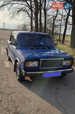 Седан ВАЗ 2107 2005 в 