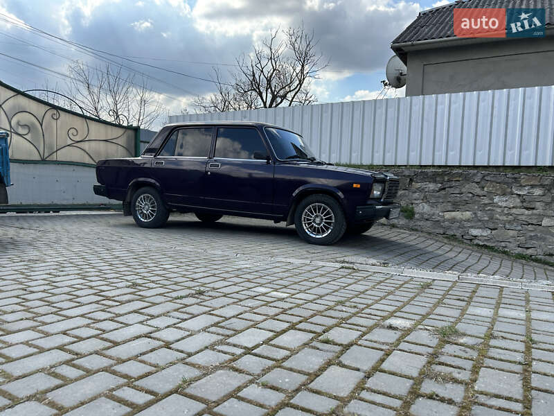 Седан ВАЗ / Lada 2107 2004 в Хмельницькому фото 11 Седан ВАЗ / Lada 2107 2004 в Хмельницькому