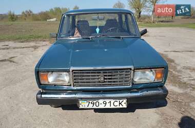 Седан ВАЗ 2107 1996 в 